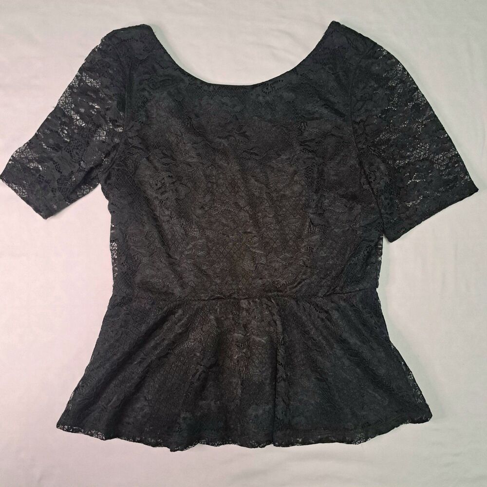 Lily Black Womens Floral Lace Peplum Top Size 1 Moody Witchy Whimsigoth Vamp